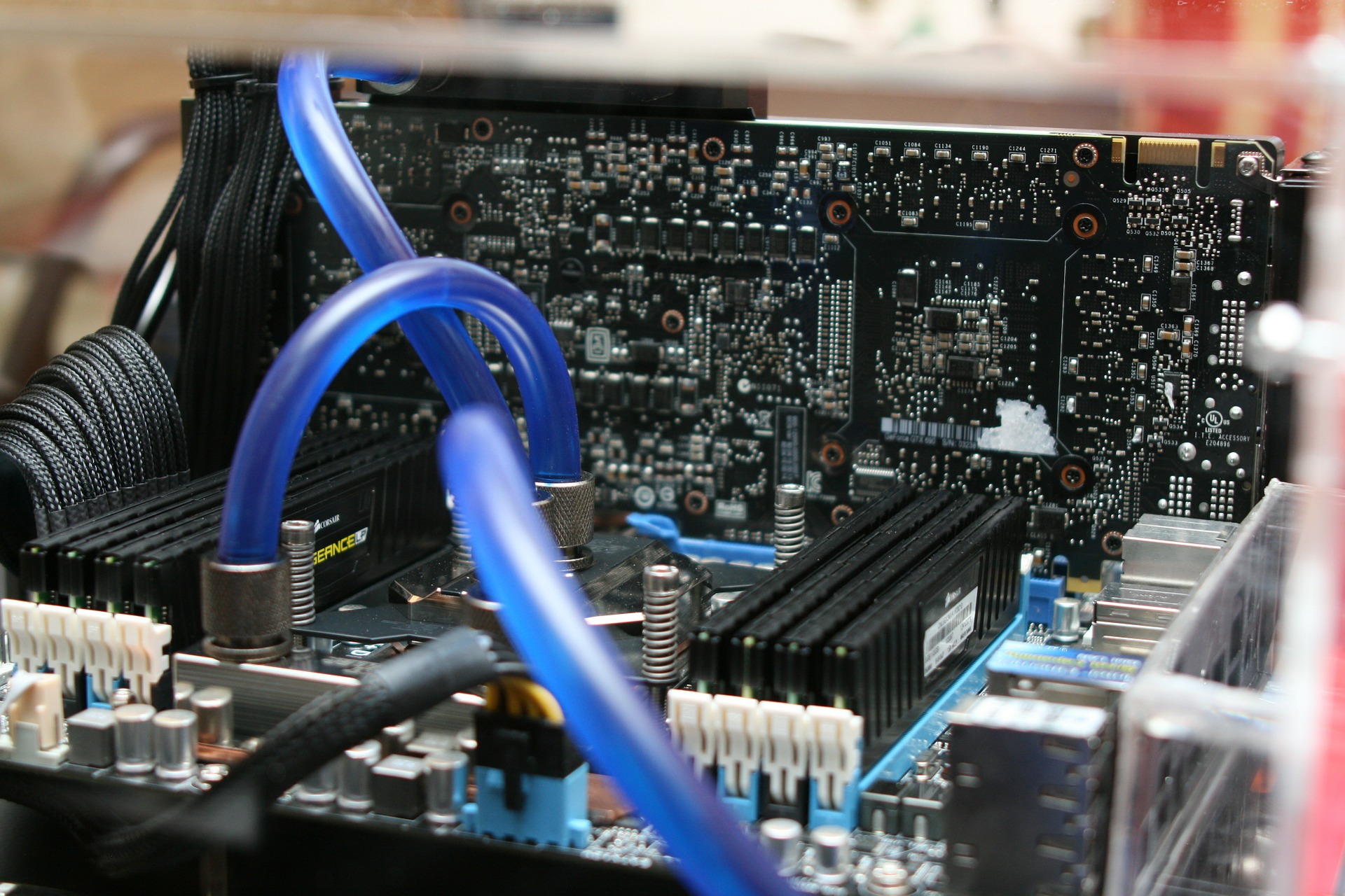 motherboard-386669_1920 motherboard-386669_1920